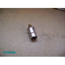 single pin bulb holder [N-20:30-Car]